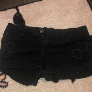Vanilla Star Black Jean Shorts Size 5